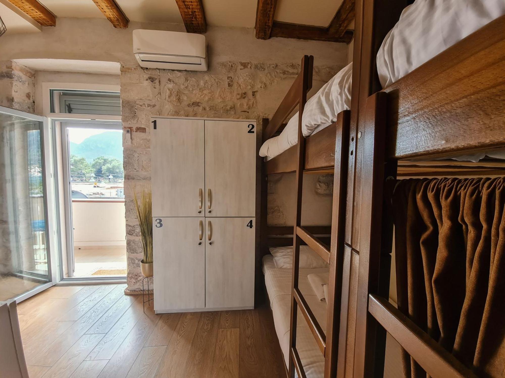 Step To Kotor Bay Guesthouse Buitenkant foto
